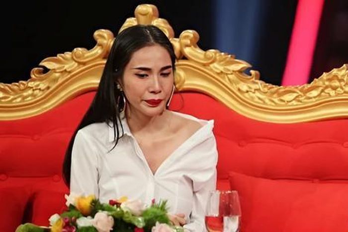 Thủy Tiên bình luận về chuyện tiền từ thiện: 'Em có làm sai thì trời phạt ngay rồi' 1 10571a845ecbb795eeda