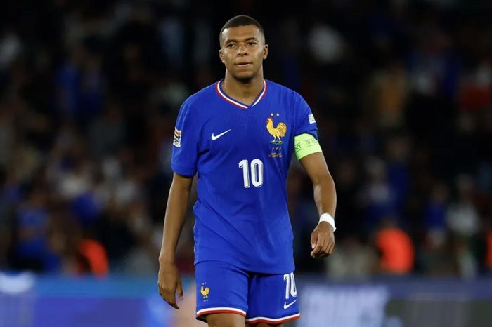 Mbappe bị huyền thoại bóng đá Pháp chỉ trích vì hành vi đáng xấu hổ 1 109e7ed53a9ad3c48a8b