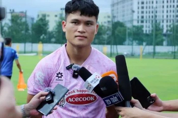 Tiền đạo Tuấn Hải kỳ vọng được cổ động viên ủng hộ nhiệt tình trận gặp Thái Lan 1 2cbf22e767a88ef6d7b9