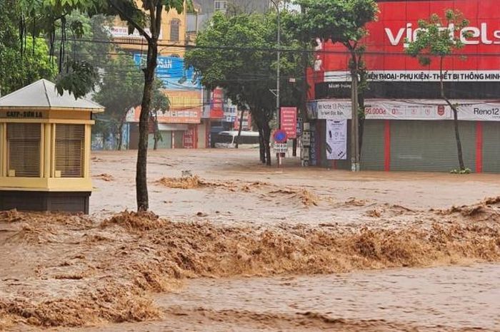 Dự báo thời tiết ngày 11/9: Vùng núi, đồng bằng và trung du Bắc Bộ có mưa to đến rất to, đề phòng ngập úng 1 30fc65c82087c9d99096
