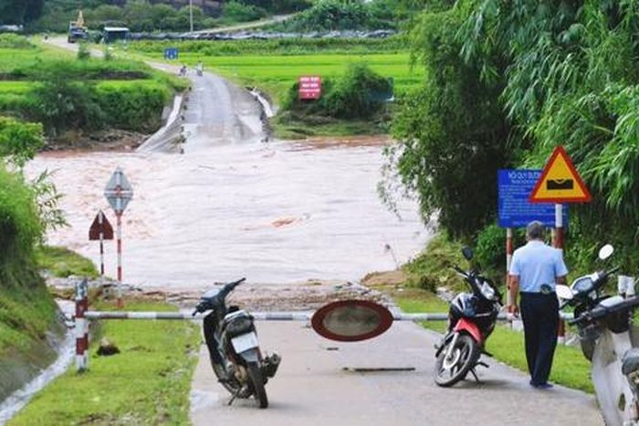 Truy tặng Huân chương Bảo vệ Tổ quốc hạng Ba cho Đại úy trẻ hy sinh khi chống bão 1 38a82e1a65558c0bd544