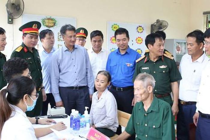 Lực lượng vũ trang Thủ đô thực hiện chính sách hậu phương quân đội:Mệnh lệnh từ trái tim 1 4c4245ef01a0e8feb1b1