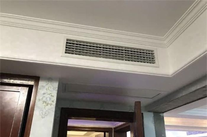 Bạn sẽ hiểu tại sao nhiều người lại thích mua điều hòa thẳng đứng hơn là lắp điều hòa âm trần tại nhà 1 57bda42bef64063a5f75