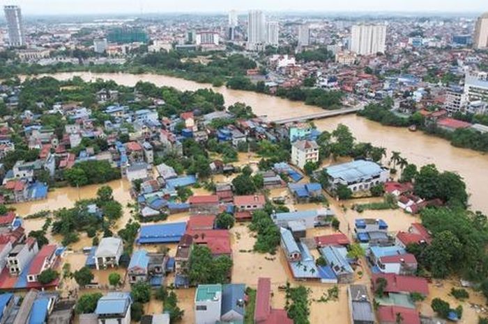 Tùng Dương và những người bạn ủng hộ 500 triệu cho Thái Nguyên chống lũ 1 693a71093a46d3188a57