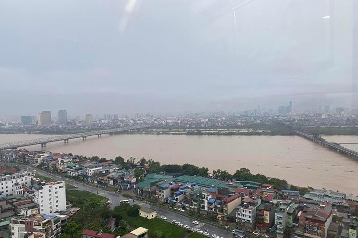 Chủ tịch Hà Nội ra công điện trong đêm chỉ đạo ứng phó với lũ lớn trên các tuyến sông 1 9871b5dbf19418ca4185