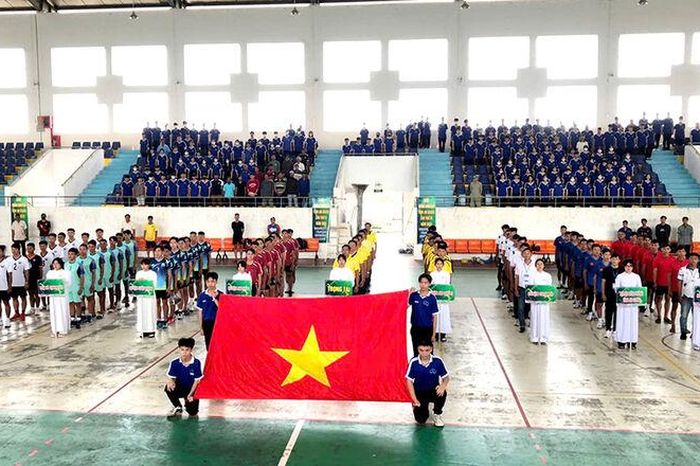 Sôi nổi phong trào văn hóa, thể thao ở vùng đầu nguồn An Phú 1 d35d67732c3cc5629c2d