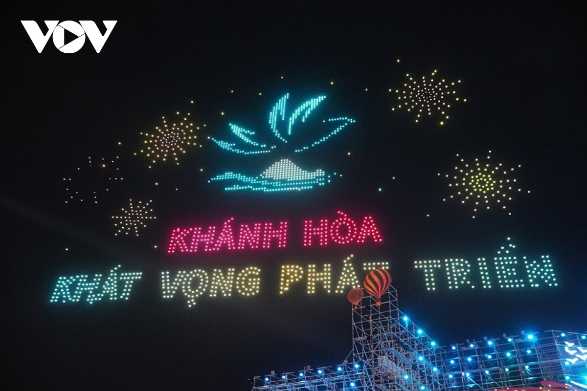 du lich khanh hoa ve dich som 3 thang hinh anh 1