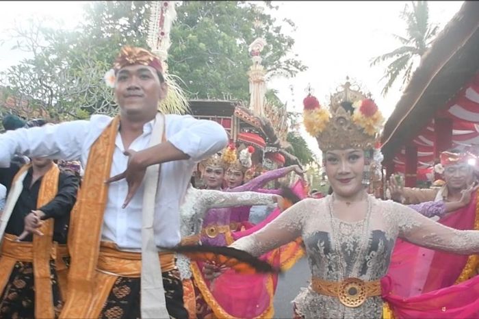 Indonesia giải quyết tình trạng phát triển 'nóng' tại các điểm du lịch 1 e1d77315375ade04874b