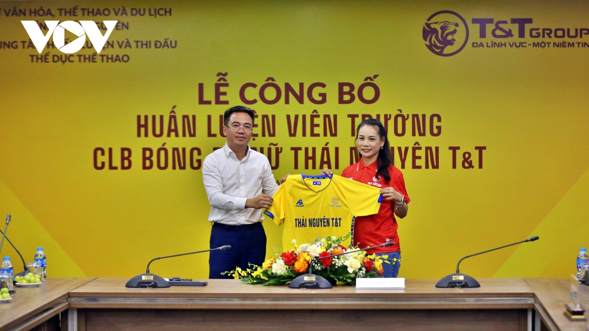 qua bong vang van thi thanh noi gi khi chinh thuc dan dat clb nu thai nguyen t t hinh anh 1