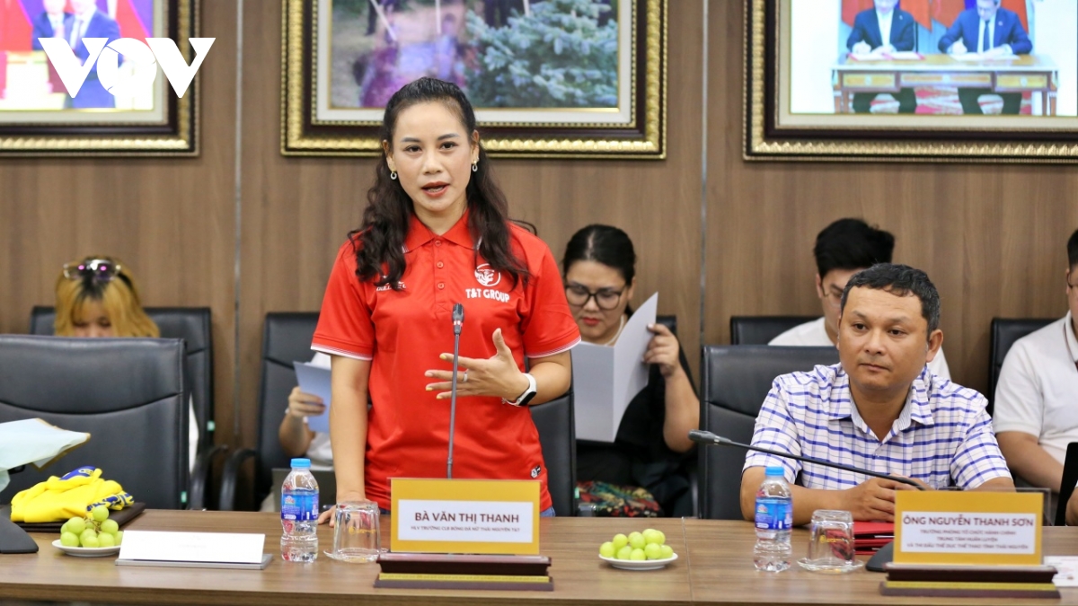 qua bong vang van thi thanh noi gi khi chinh thuc dan dat clb nu thai nguyen t t hinh anh 3