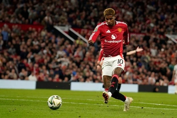 Man Utd vùi dập đội bóng hạng dưới ở Carabao Cup 1 manchester uniteds marcus rashfo 7803