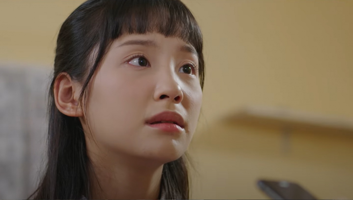 Di giua troi ruc ro dang mat dan suc hut, khan gia che nhieu hon khen hinh anh 6