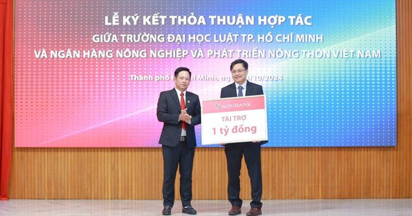 Agribank tặng gói tài trợ trị giá 01 tỷ đồng cho sinh viên Luật Thành phố Hồ Chí Minh 1 anh 4 3182 1729987443773107287301 76 0 442 700 crop 1729987459383253648021