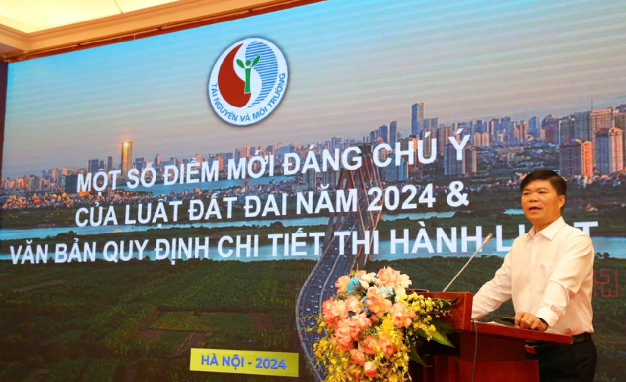 Ông Nguyễn Đắc Nhẫn, Phó Vụ trưởng Vụ Đất đai, Bộ Tài nguyên và Môi trường anh-chup-man-hinh-2024-10-17-luc-101712-sa-5109.png
