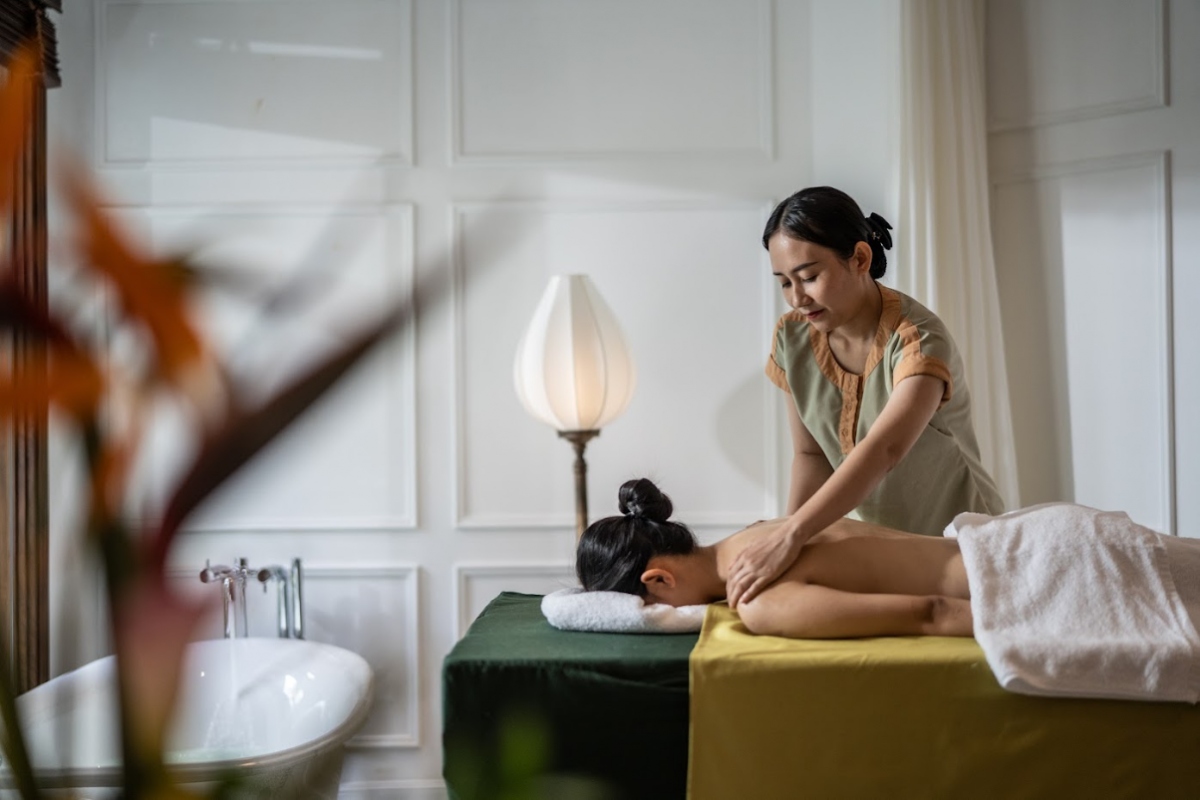 ban giai phap thu hut khach cao cap den viet nam hinh anh 2