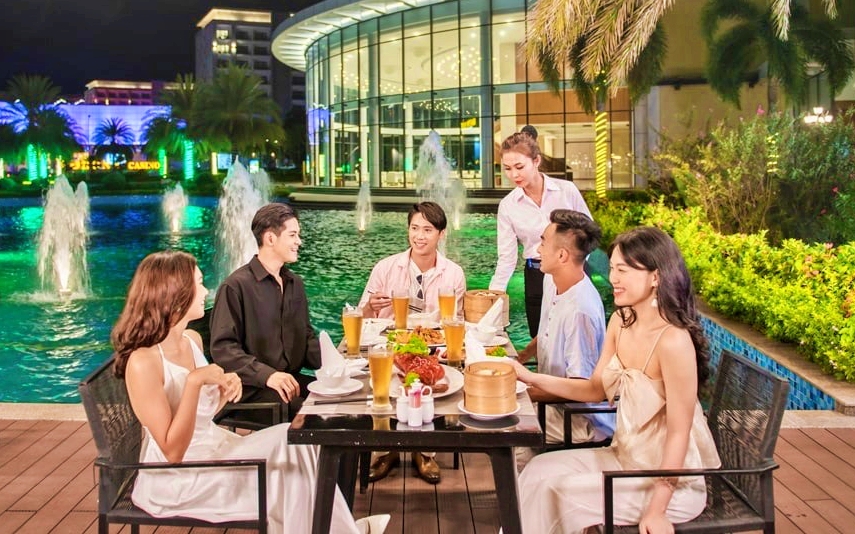 du-lich-phu-quoc-12-1729785349112214698155 Ấn tượng Việt Nam với các du khách đam mê khám phá ẩm thực - Ảnh 1.