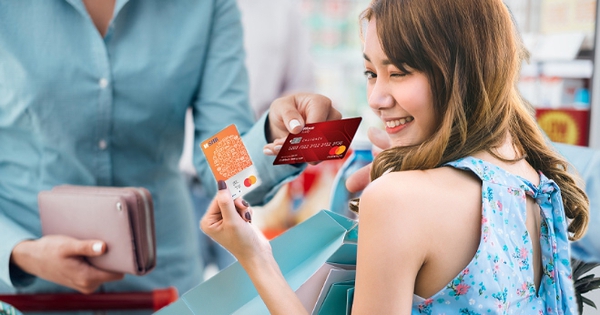 Iphone 16 ProMax và nhiều ưu đãi cho khách hàng SHB khi mua sắm cuối năm 1 edit master card la gi 1729498248688229899700 0 0 346 660 crop 1729498260825116089774