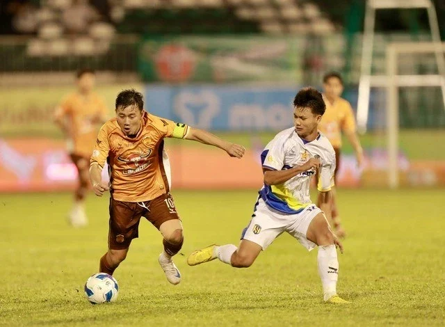 Hoàng Anh Gia Lai, Công an Hà Nội nhận án phạt trước vòng 5 V-League 1 hagl slna 1727016290824186641675 2361 3420