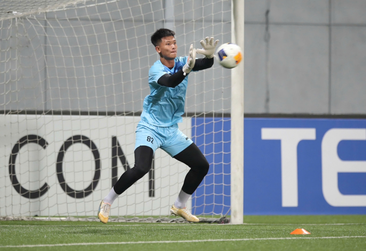tao ra con mua ban thang, nam Dinh hoa kich tinh truoc tampines rovers hinh anh 3