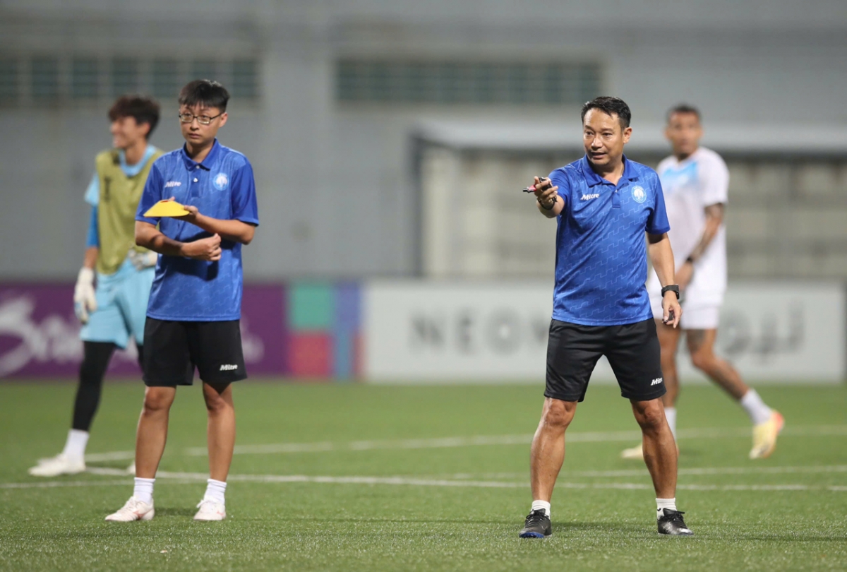 tao ra con mua ban thang, nam Dinh hoa kich tinh truoc tampines rovers hinh anh 1