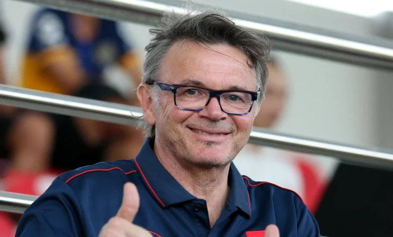 Điều khiến HLV Troussier tiếc nuối ở Văn Quyết 1 philippe troussier 1593 2591 5031