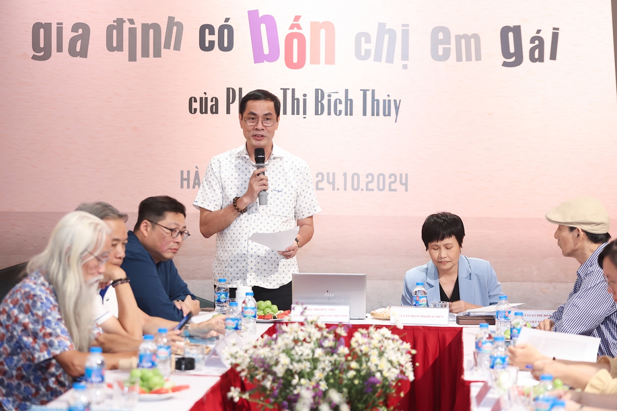 tieu thuyet nha co 4 chi em gai - nhung nguoi quen dau day hinh anh 1