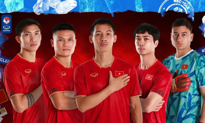 Đội tuyển Việt Nam tụt sâu trên bảng xếp hạng FIFA 1 t13 5251 4221