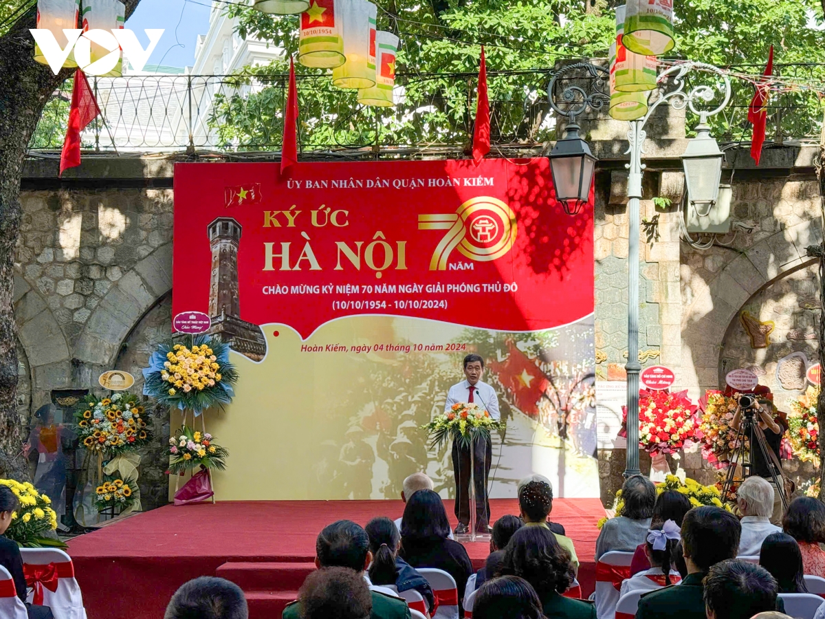 tai hien khong gian ha noi xua trong trung bay ky uc ha noi - 70 nam hinh anh 2