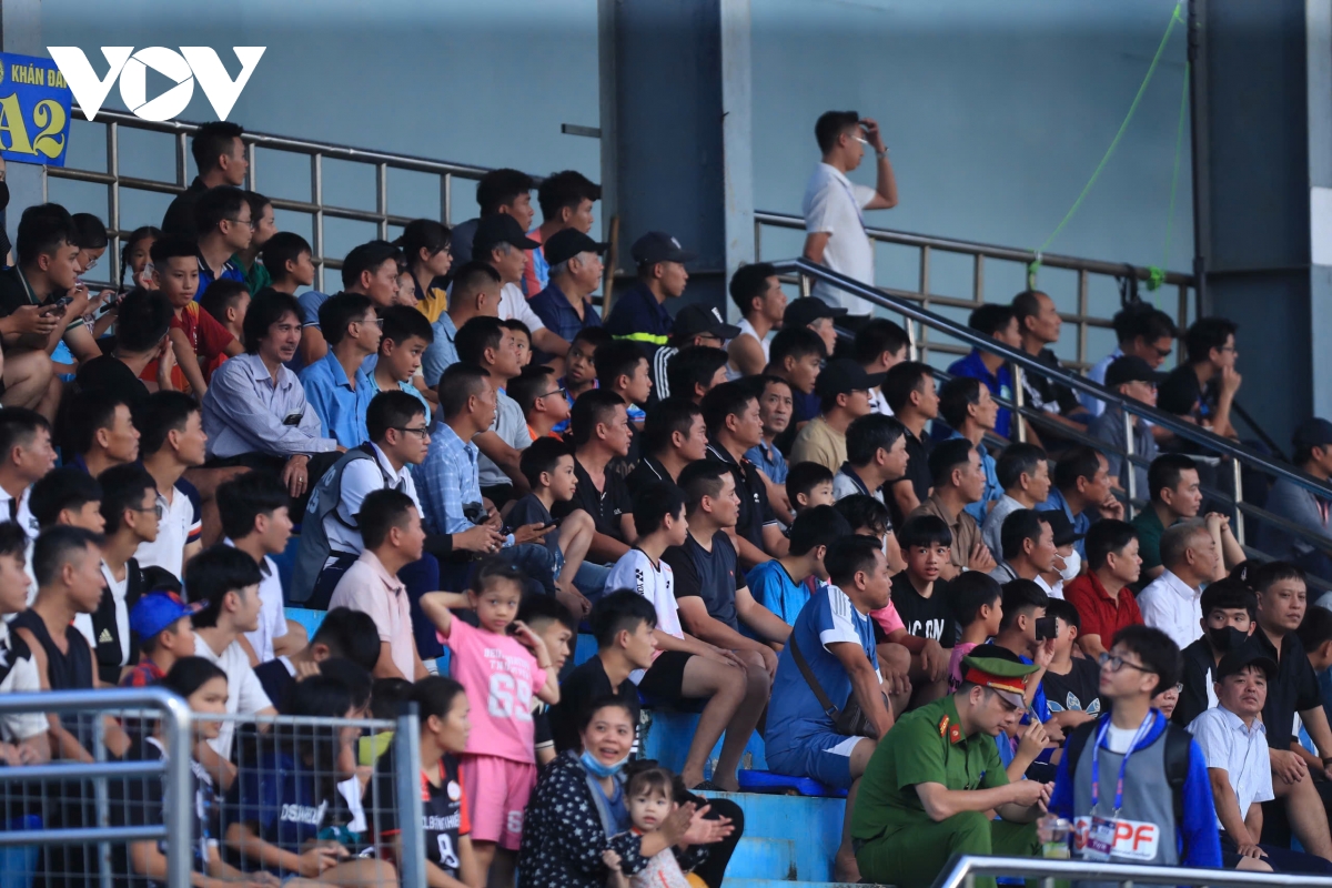 truc tiep hoa binh 0-0 binh phuoc cong phuong no luc ghi dau an hinh anh 14