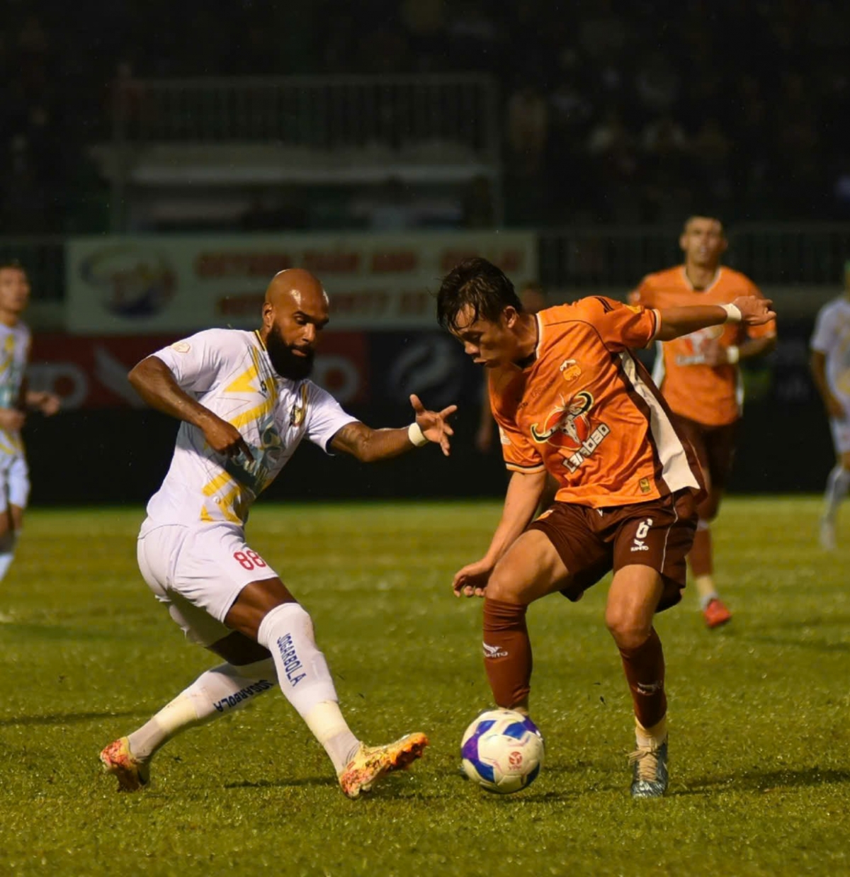 kết quả vòng 5 v-league 2024 2025 hagl hòa kịch tính thanh hóa hình ảnh 6 ket qua vong 5 v-league 2024 2025 hagl hoa kich tinh thanh hoa hinh anh 6