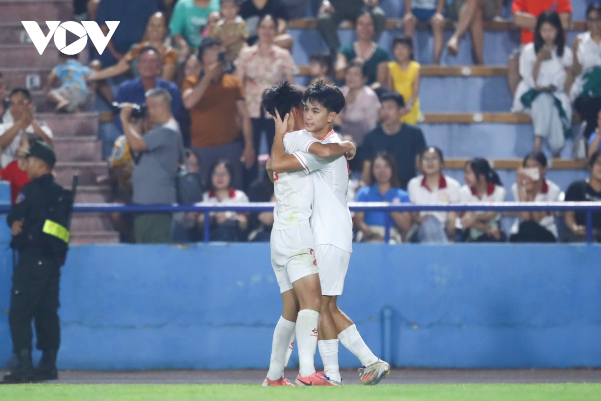 sao tre hagl lap cong, u17 viet nam vuot qua u17 myanmar hinh anh 30