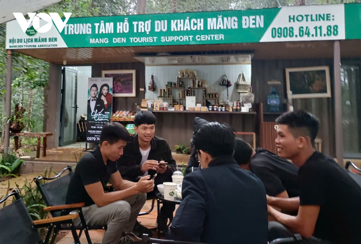 phat trien du lich ben vung tren vung tam chan dong dat kon plong hinh anh 1