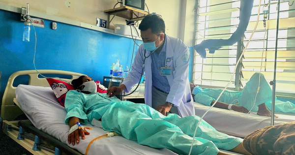 Khẩn trương chống dịch sởi đang bủa vây 1 14 anh chot 28 11 1732714779230366777075 69 0 1669 2560 crop 1732714795868299099541