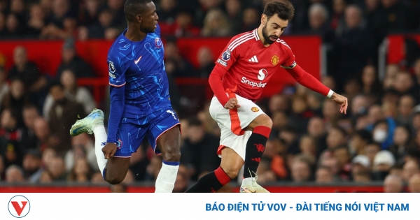 TRỰC TIẾP MU 0 - 0 Chelsea: Đôi công quyết liệt 1 2024 11 03t163321z 1081604401 up1ekb319zkgp rtrmadp 3 soccer england mun che report jpg