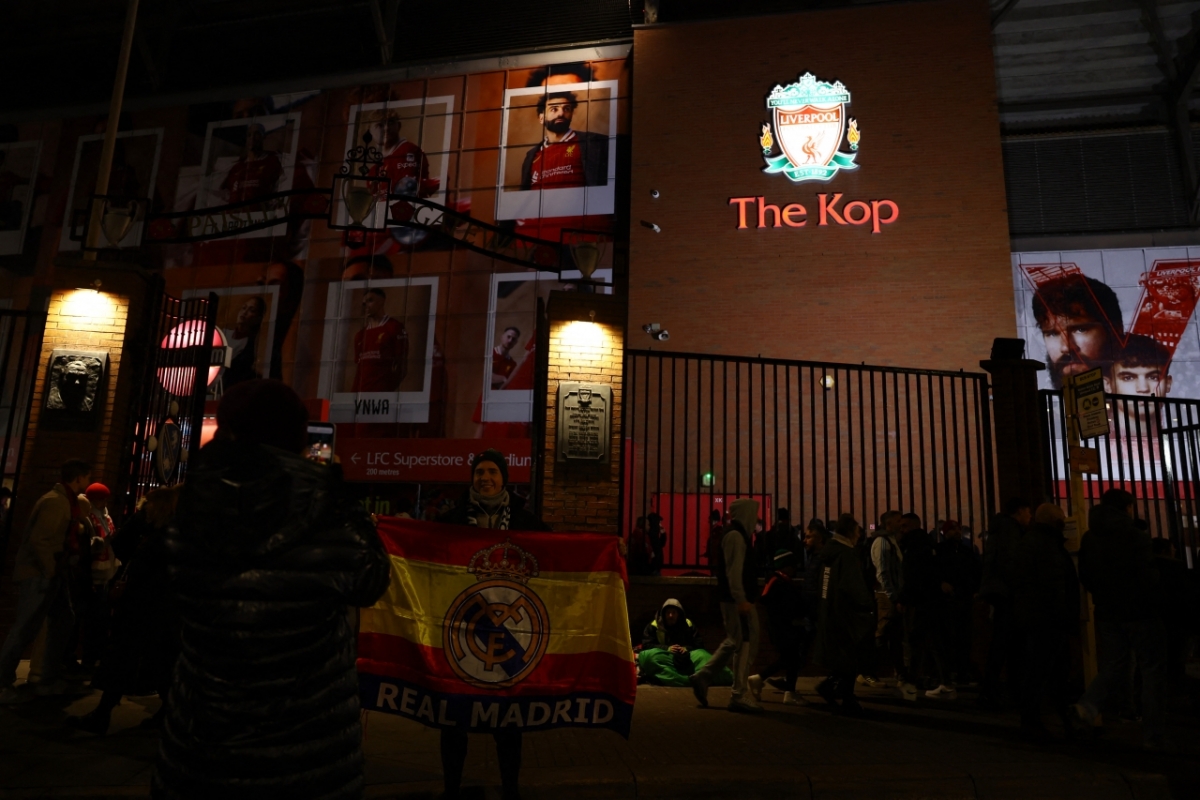 truc tiep liverpool 2 - 0 real madrid nhan doi cach biet hinh anh 26