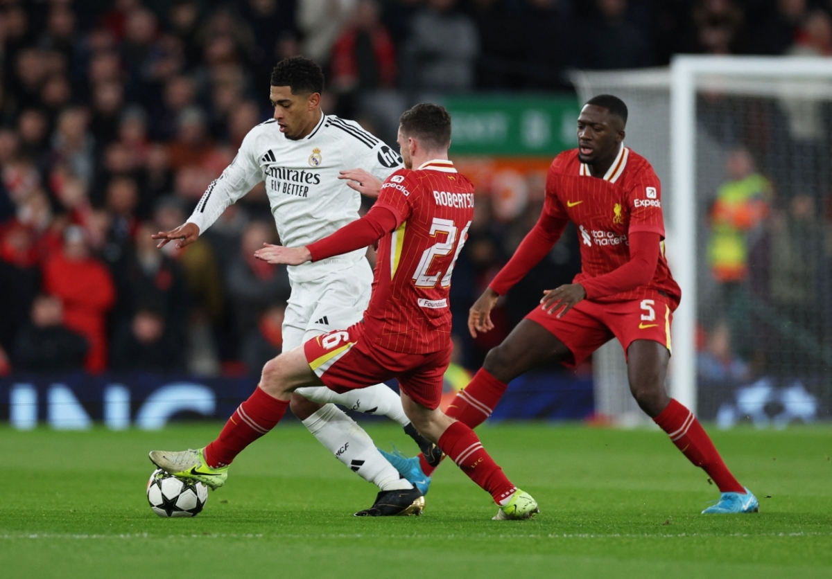 truc tiep liverpool 2 - 0 real madrid nhan doi cach biet hinh anh 1