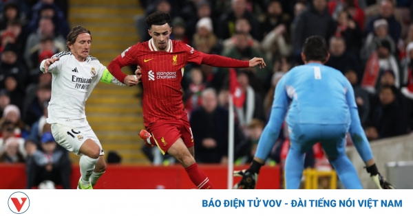 Lộ diện đội bóng đầu tiên lọt vào vòng knock-out Cúp C1 châu Âu 2024/2025 1 2024 11 27t203803z 1446236555 up1ekbr1lbe3u rtrmadp 3 soccer champions liv rma report
