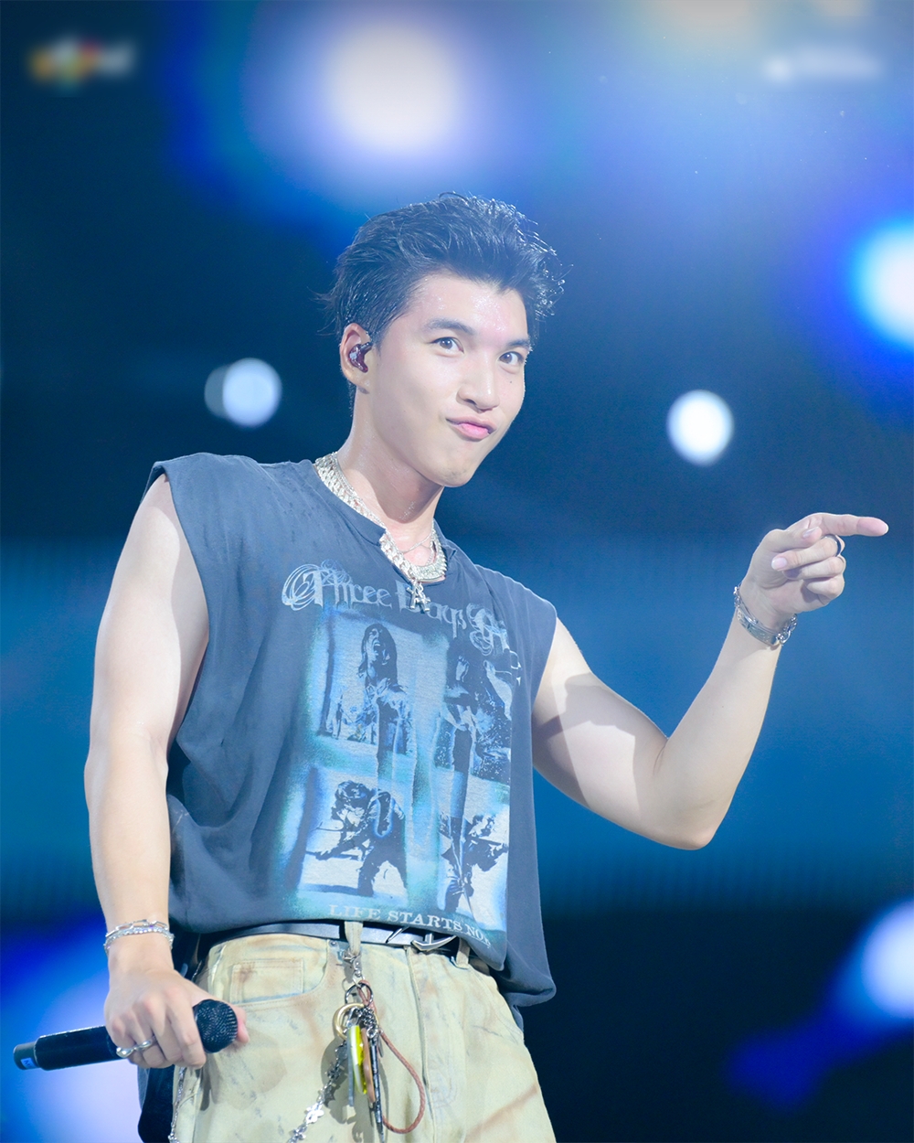 hieuthuhai dot chay le hoi am nhac genfest cung dan sao han quoc hinh anh 1
