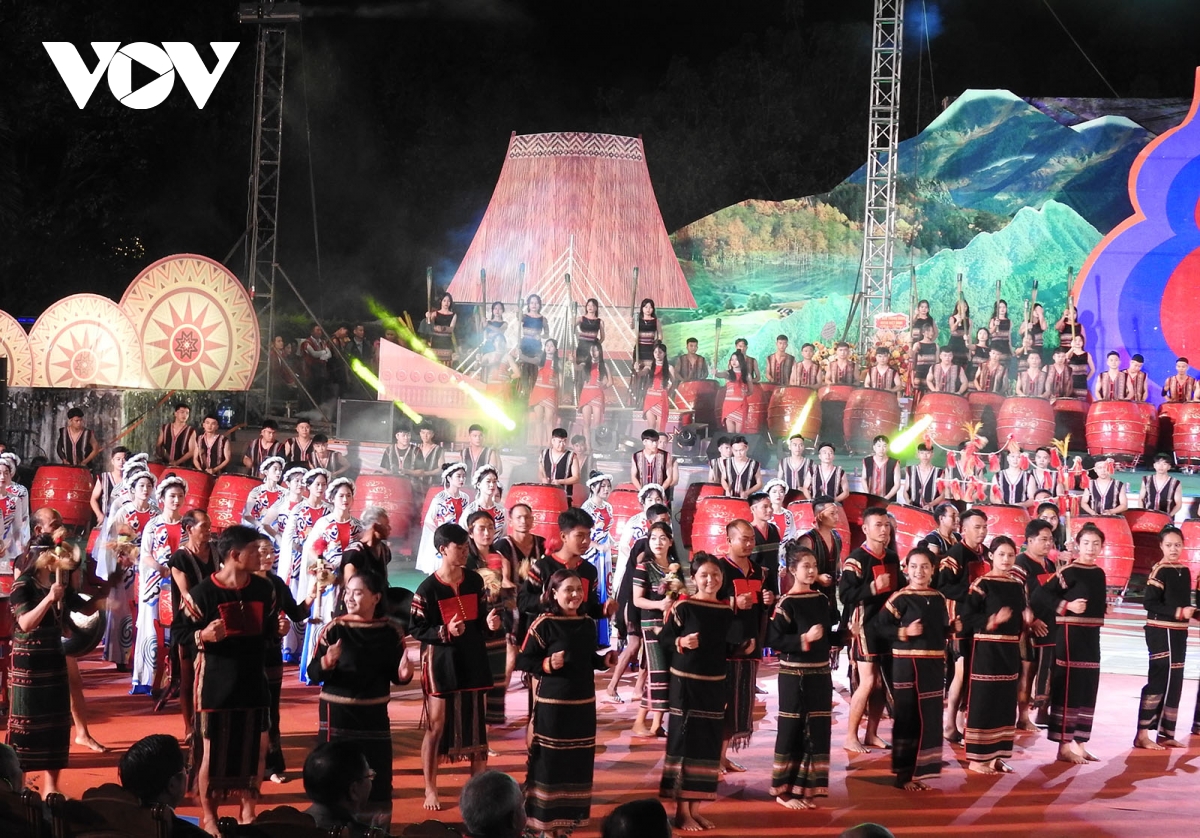 kon tum chao don du khach den tuan van hoa du lich va lien hoan cong chieng, xoang hinh anh 2