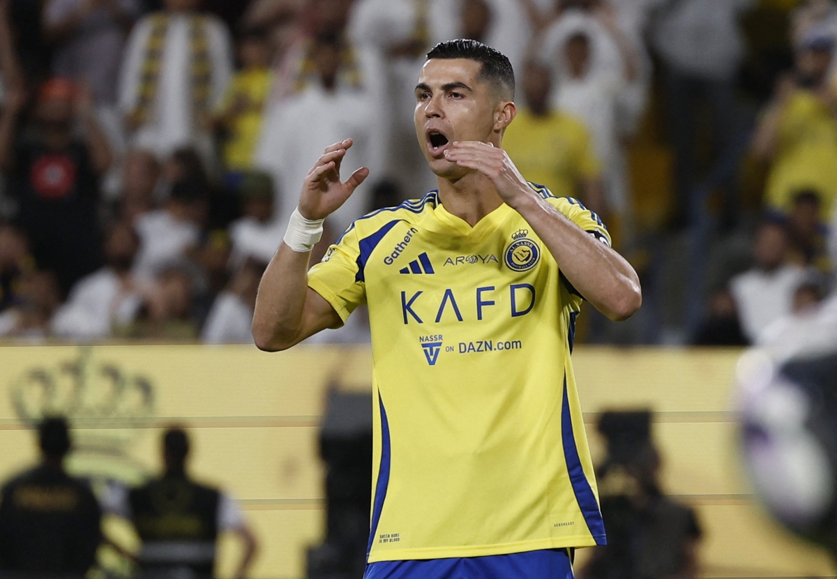 ronaldo de lai hinh anh khong dep sau tran sieu kinh dien saudi arabia hinh anh 1
