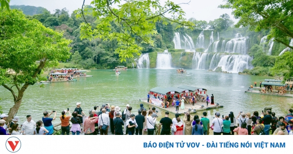 du khach chiem nguong mot trong 21 thac nuoc dep nhat the gioi