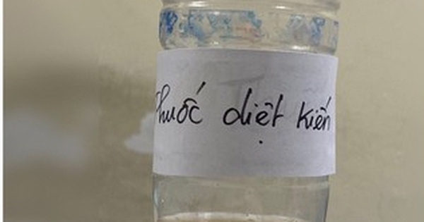 Uống nhầm chai thuốc diệt kiến do chính mình pha 1 edit chai nuoc diet kien 5071 4992 17305109600801597959477 46 0 244 317 crop 1730510970913260519777
