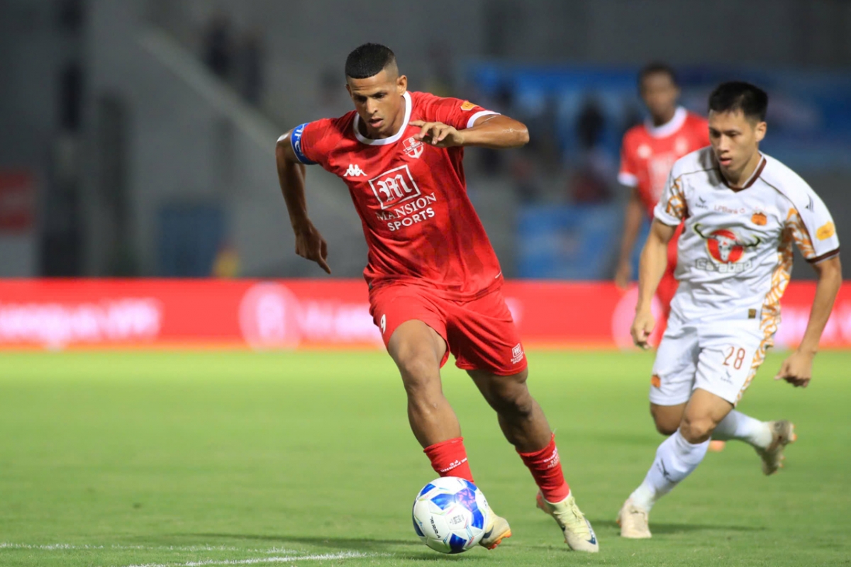 truc tiep hai phong 2-0 hagl Doi bong pho nui gap nguy hinh anh 5