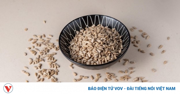 Loại hạt "nhỏ như có võ", tưởng ăn cho vui miệng lại cực tốt cho sức khỏe 1 hat huong duong co tac dung gi 1
