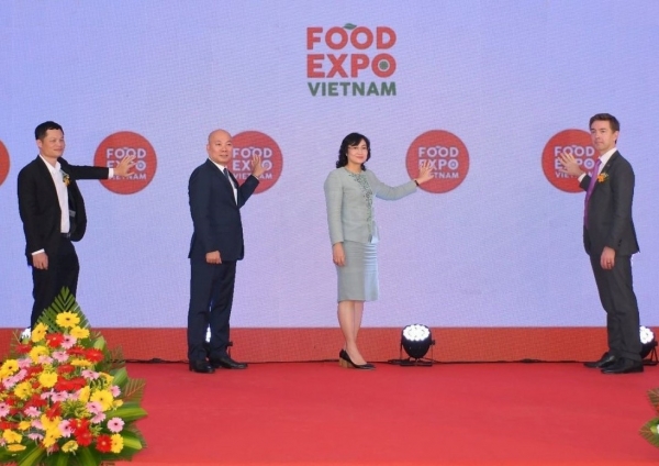 Gần 400 doanh nghiệp ngành thực phẩm góp mặt tại Vietnam Foodexpo 2024 1 khai mac vietnam foodexpo 202420241113173810