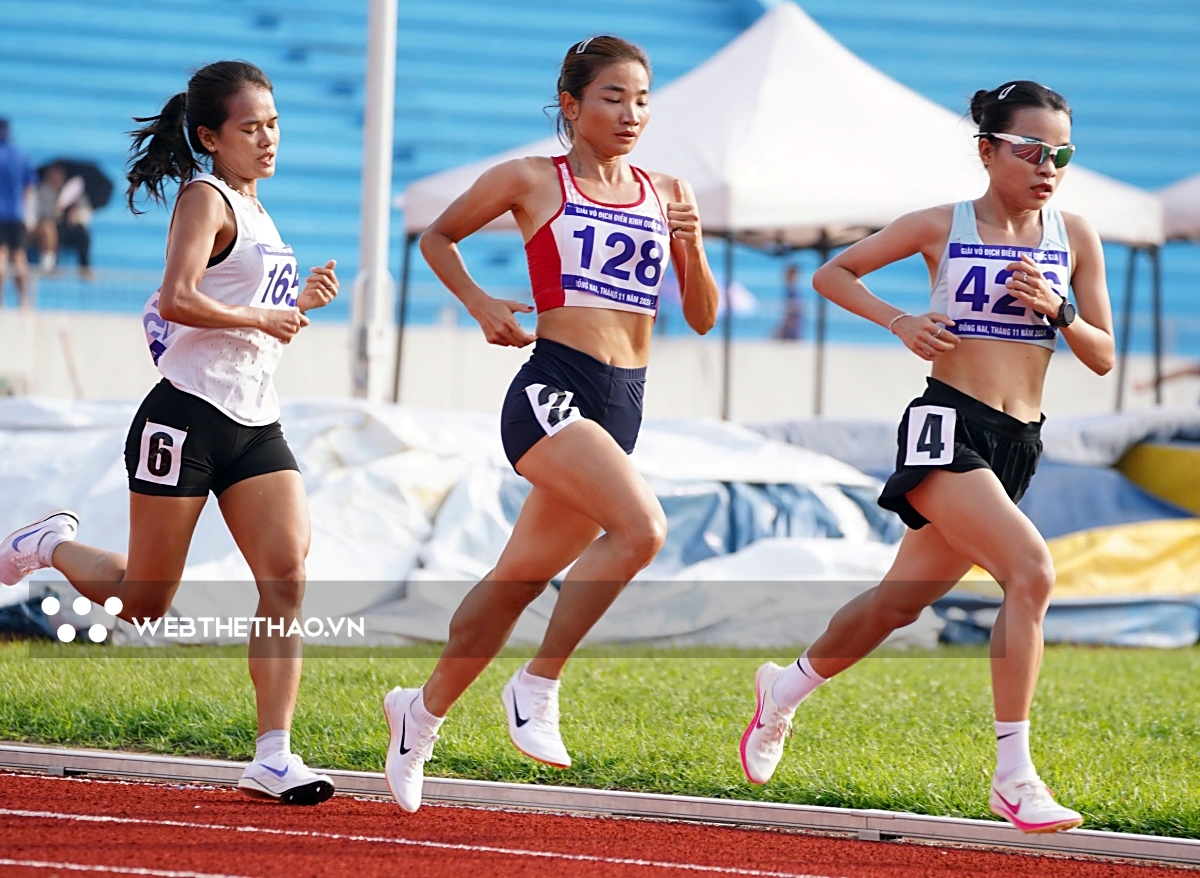 giai dien kinh vDqg 2024 nguyen thi oanh sap co hat-trick hcv, them 2 ky luc bi pha hinh anh 1