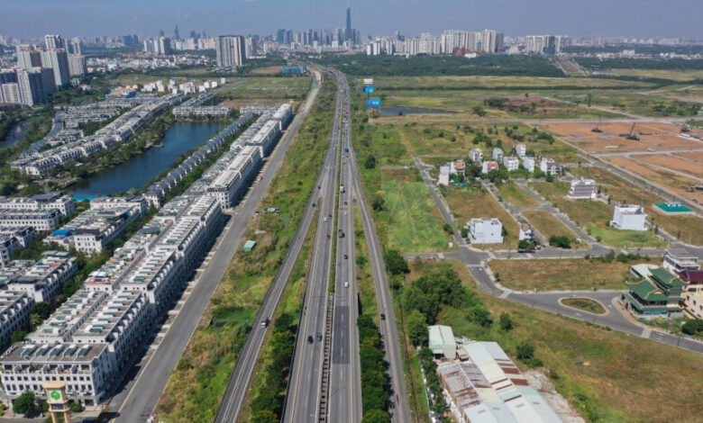TP.HCM gây bất ngờ khi cấm phân lô bán nền, kể cả 5 huyện ngoại thành 1 phan lo 2