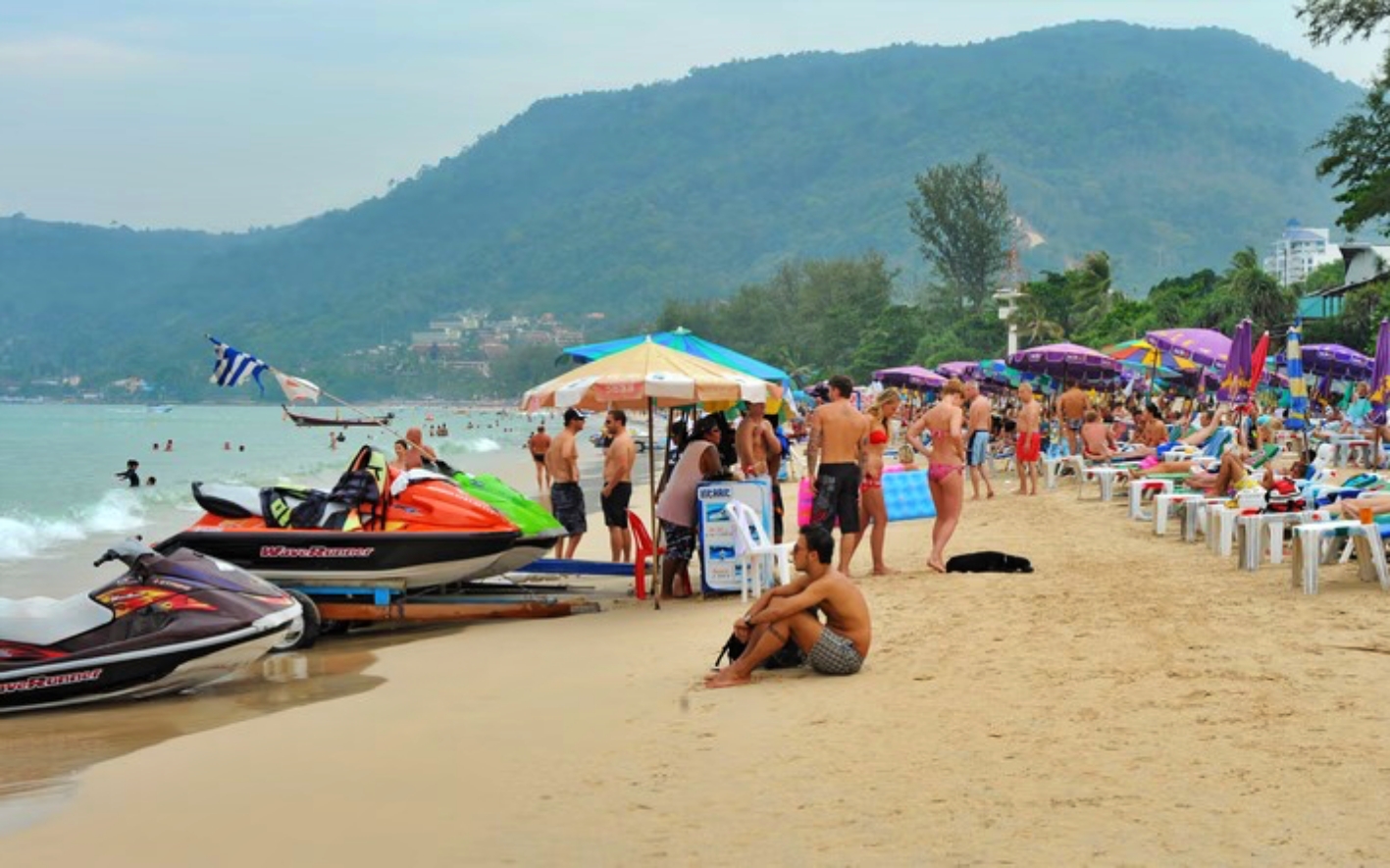 phuket-tajlandiaavif-1730651254794696268738 Việt Nam góp mặt trong Top các điểm đến phong cách Giáng sinh châu Á 2024 - Ảnh 2.