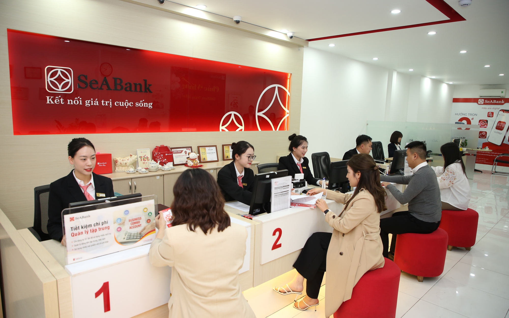 Ngân hàng Nhà nước tăng thêm chỉ tiêu tăng trưởng tín dụng cho các ngân hàng - Ảnh 1.