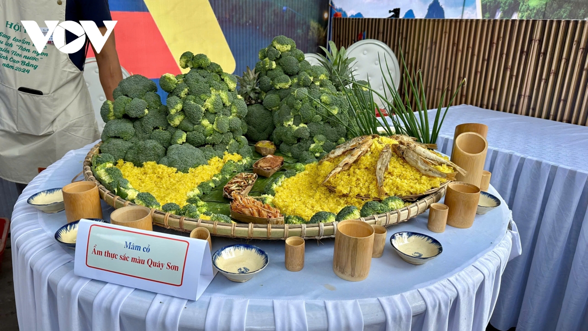 Dac sac hoi thi mon ngon mien non nuoc cao bang hinh anh 2